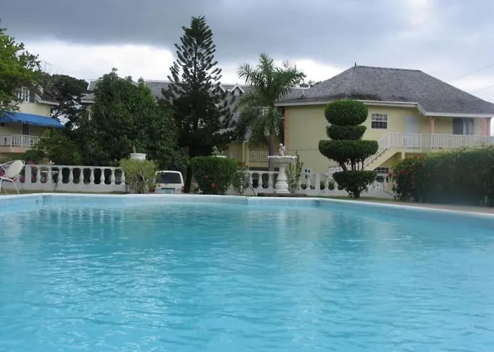Stylish Ac, Balcony, Parking, Pool *